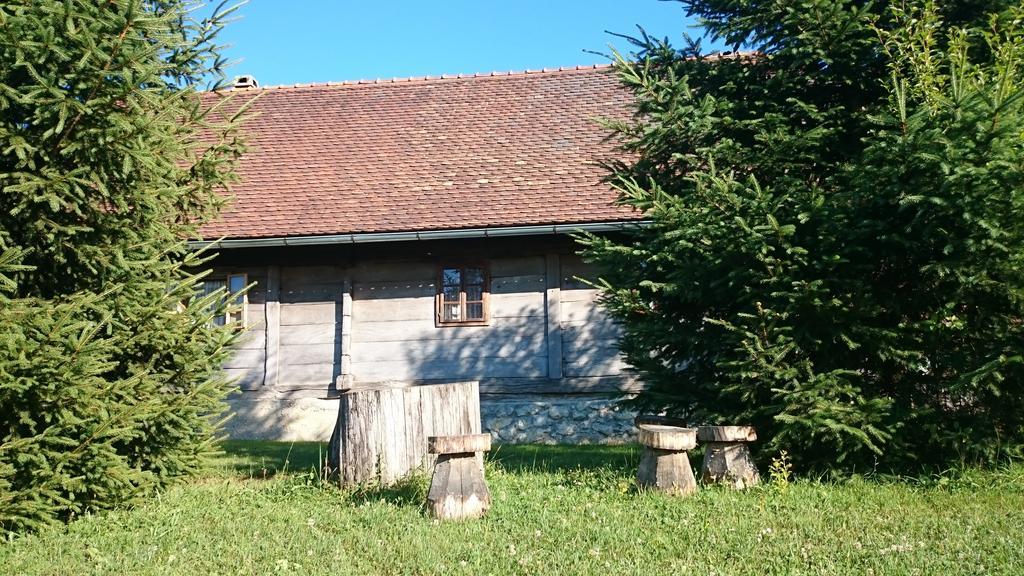 Rustic Home Mia Duga Resa Ruang foto