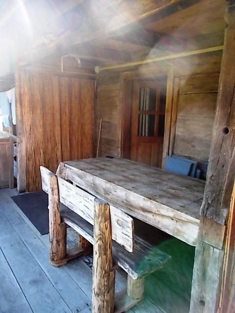 Rustic Home Mia Duga Resa Ruang foto