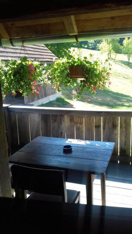 Rustic Home Mia Duga Resa Bagian luar foto